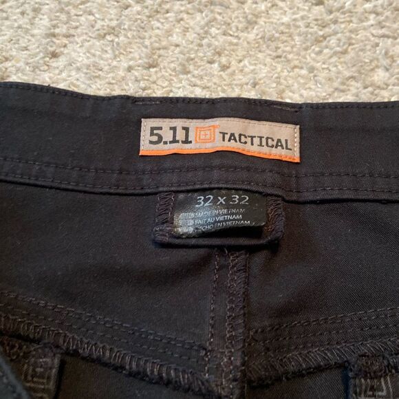 5.11 tactical men’s 32x32 black pants - Picture 5 of 7